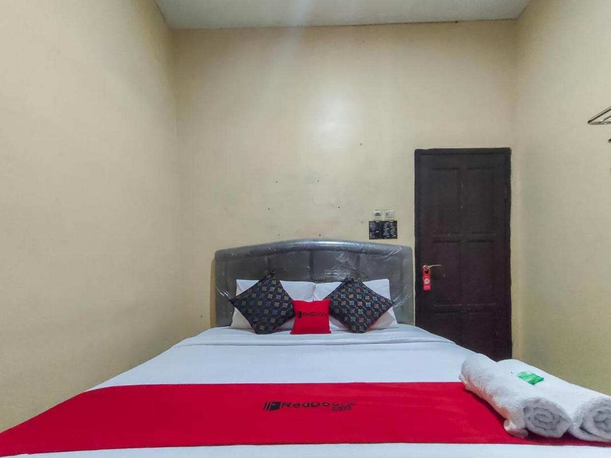 Reddoorz At Pacet Mojokerto Hotell Eksteriør bilde